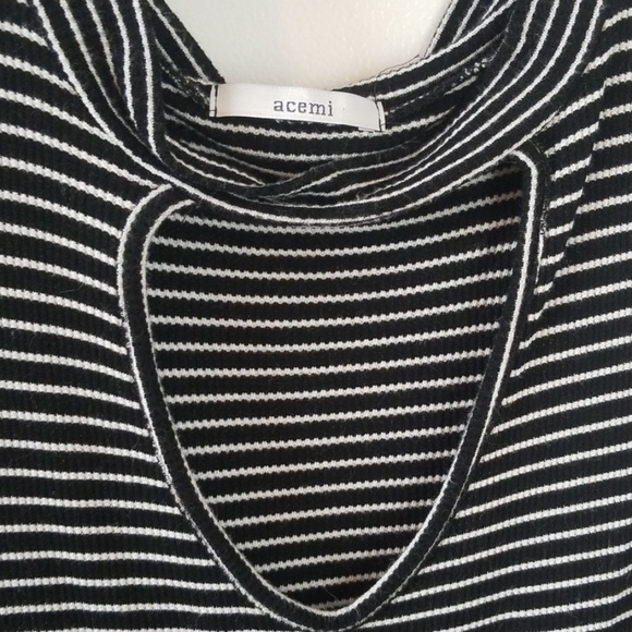 Top - Picture 2 of 4